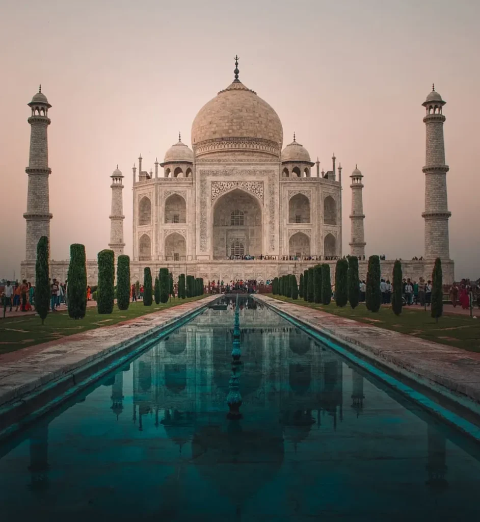 Sunrise at Taj Mahal: Your Ultimate Guide to Exploring an Iconic Wonder at Dawn 2 urbanchats